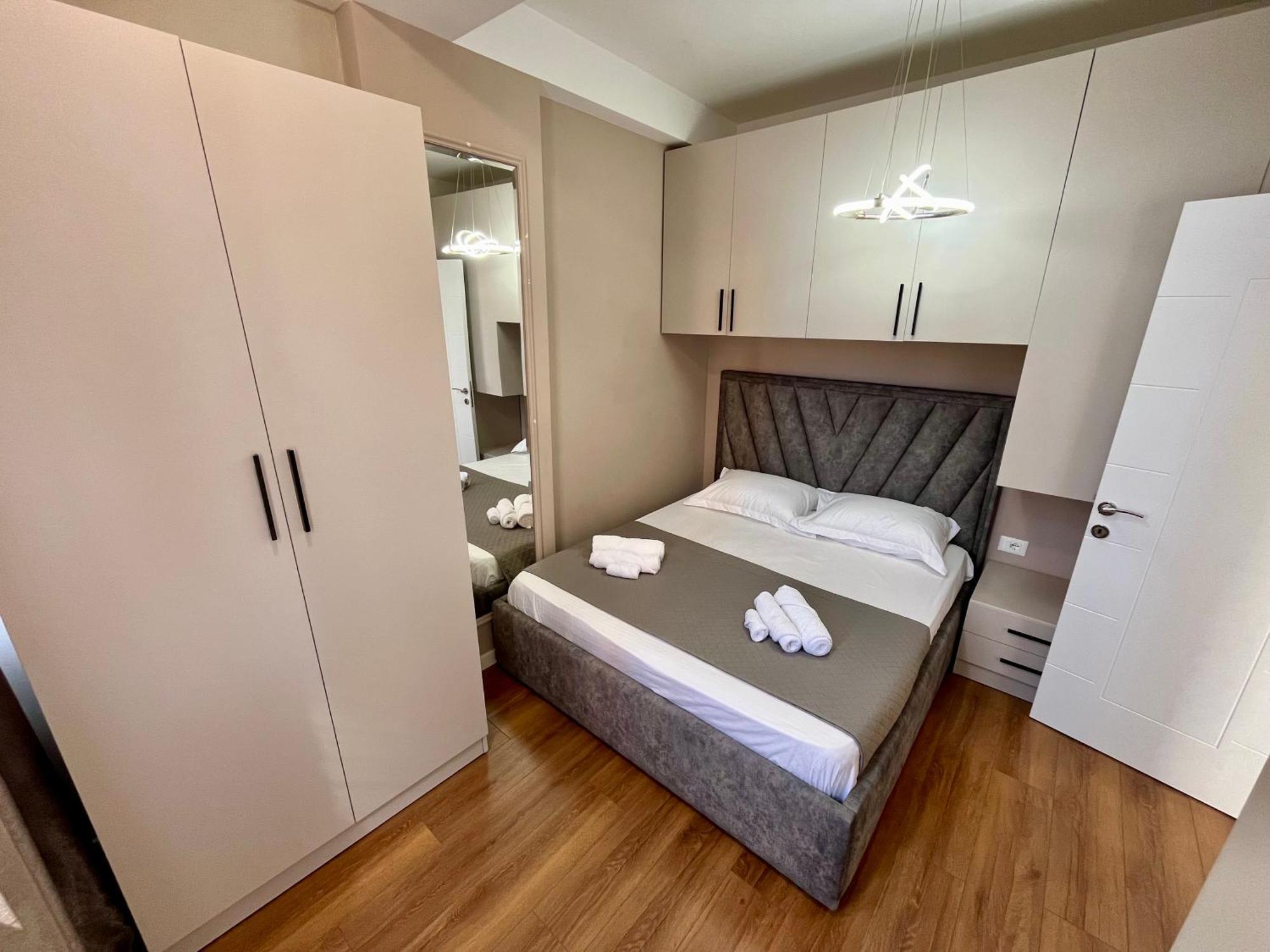 City Center Cozy Apartment Tirana Exterior foto