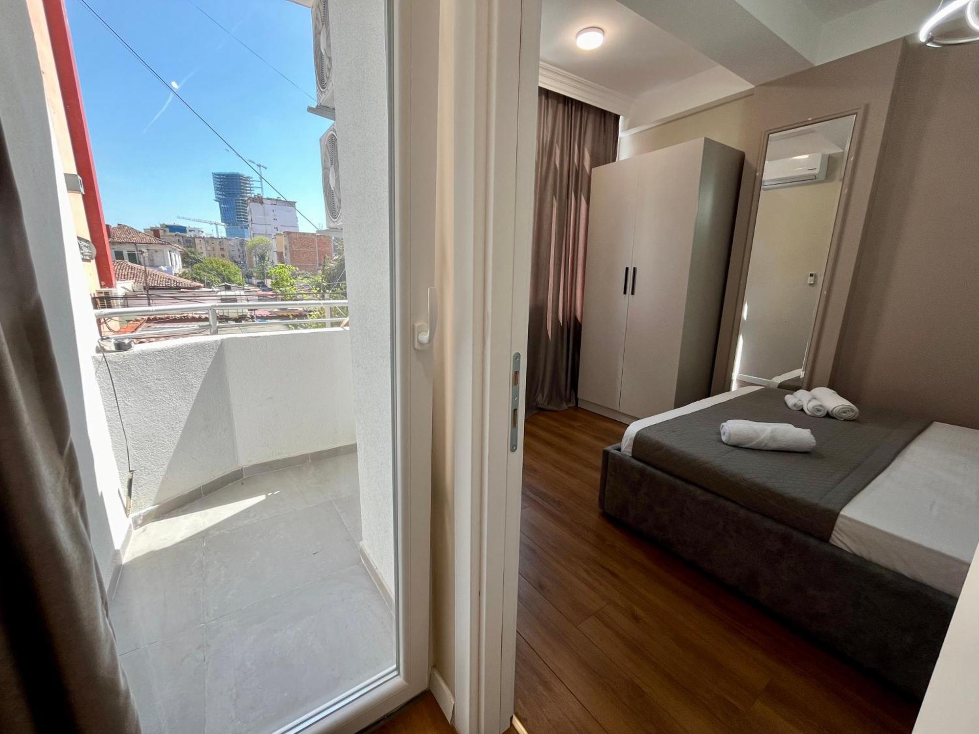 City Center Cozy Apartment Tirana Exterior foto